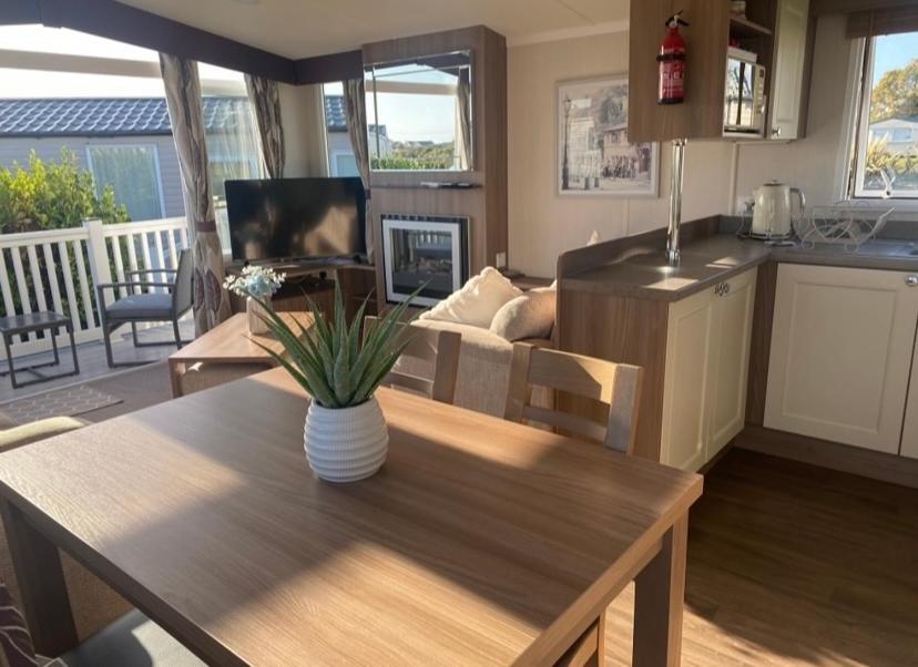 Caravan Church Farm Holiday Village Pagham Luaran gambar
