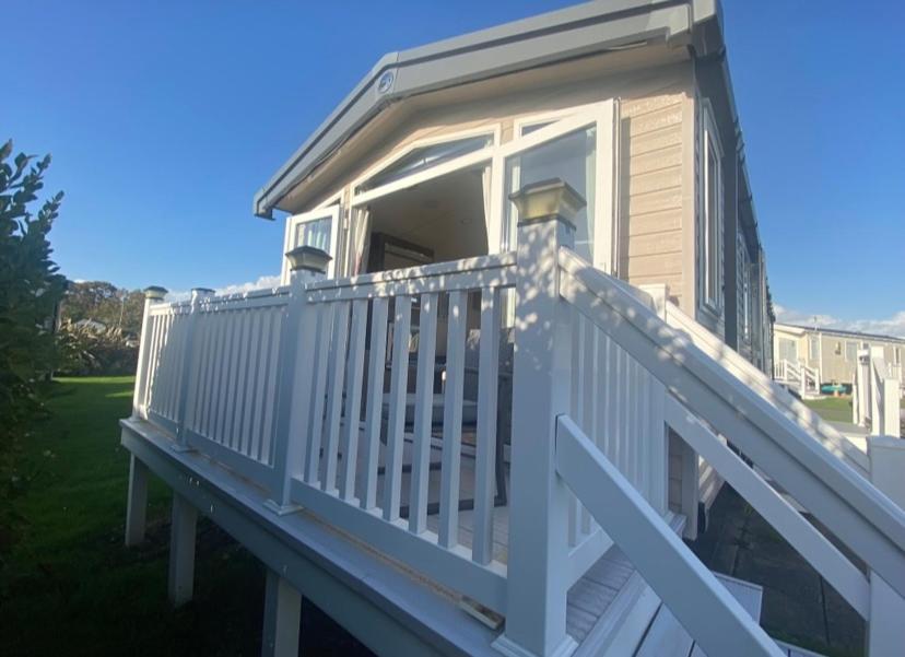 Caravan Church Farm Holiday Village Pagham Luaran gambar