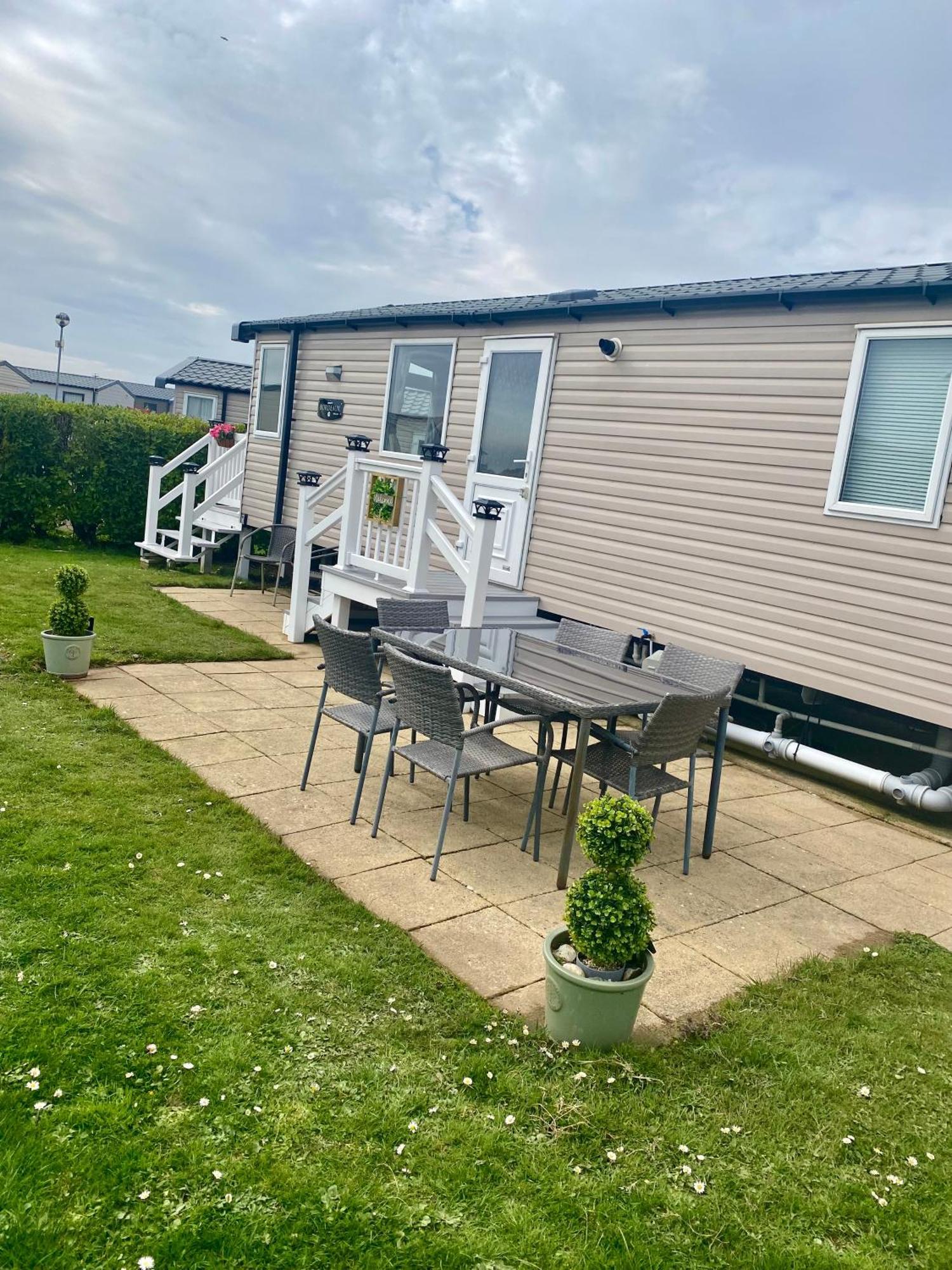 Caravan Church Farm Holiday Village Pagham Luaran gambar